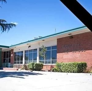 Meet your Posher, Chuck